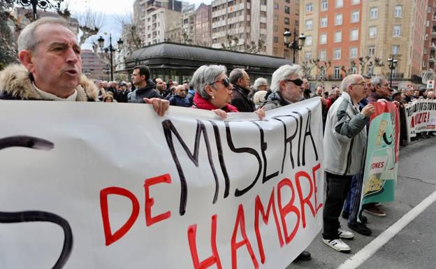 UGT y CCOO llaman a la movilización social en La Rioja en un momento